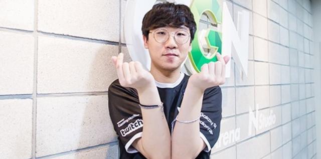 湖人侧翼群 湖人侧翼群